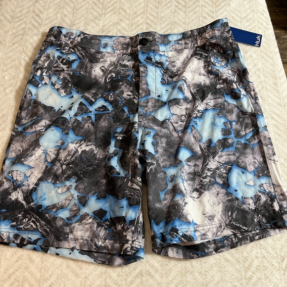 HUK fishing Gear Blue and Gray Patterned Shorts 38 - Picture 1 of 5